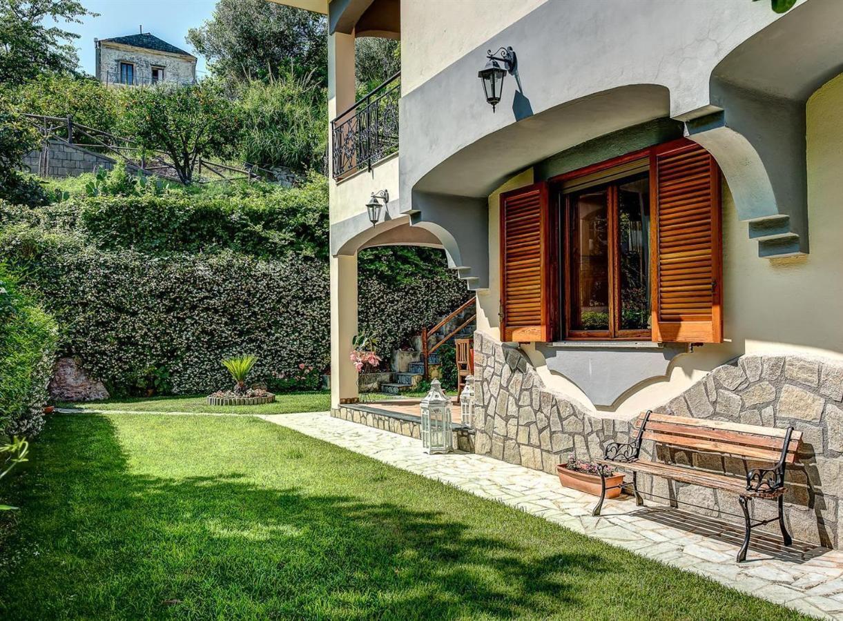 Villa Dei Fiori - Exclusive Villa With Garden In Sorrento Coast Vico Equense Eksteriør bilde