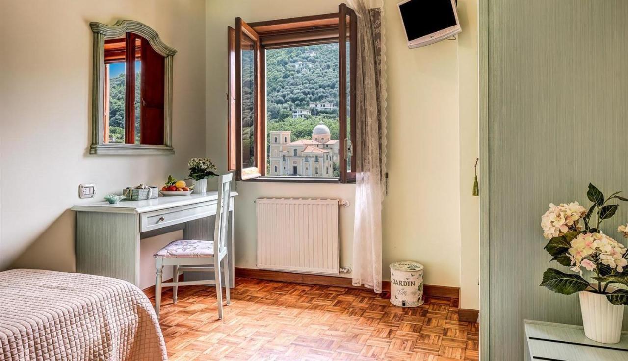 Villa Dei Fiori - Exclusive Villa With Garden In Sorrento Coast Vico Equense Eksteriør bilde